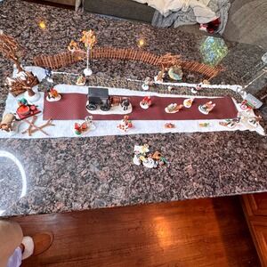 Vintage Christmas Village‎ Display Figures and Accessories Lot